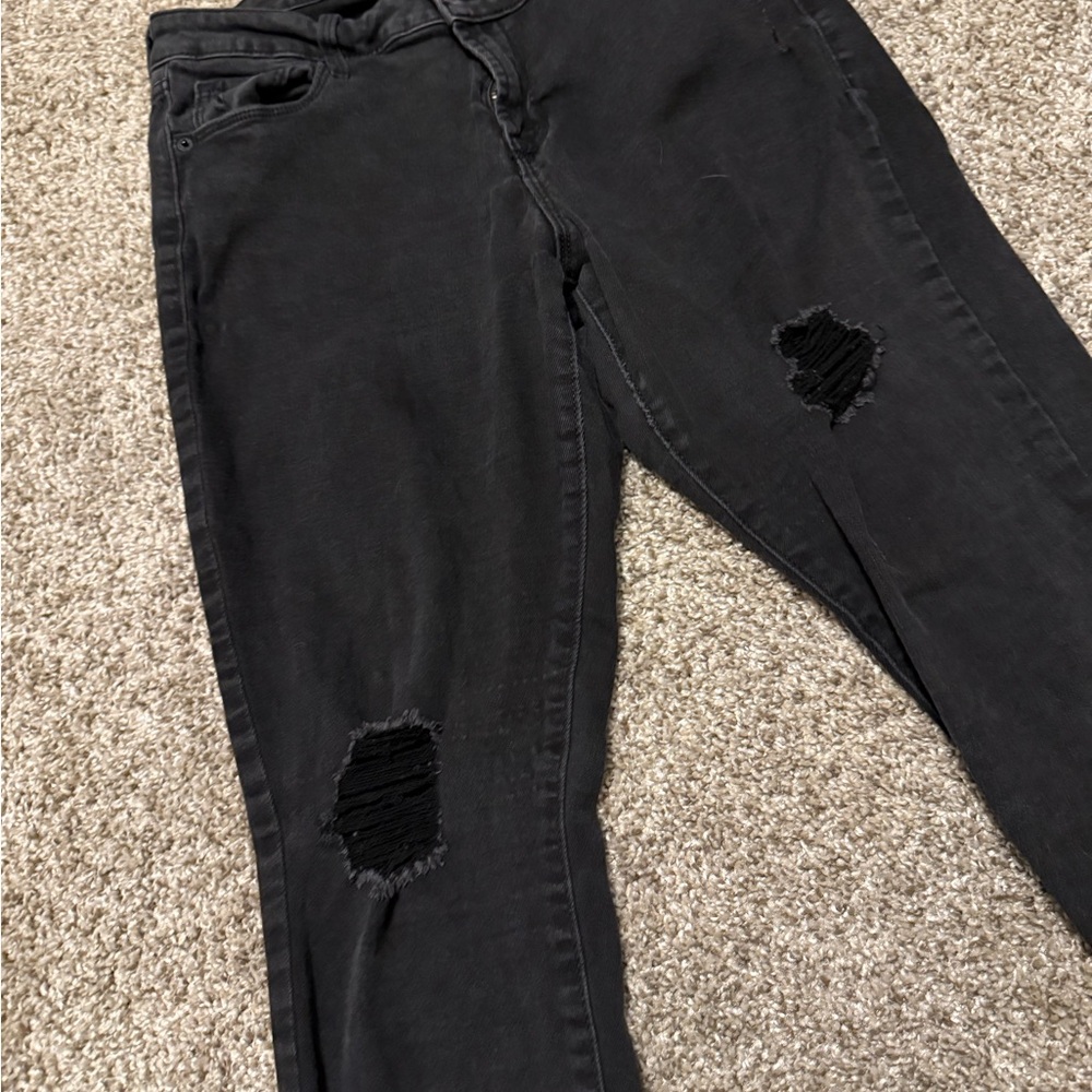 Old Navy Jeans - Picture 2 of 4